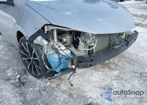 2019 Toyota Corolla Se z USA, uszkodzony, nr VIN 5YFBURHE3KP917377